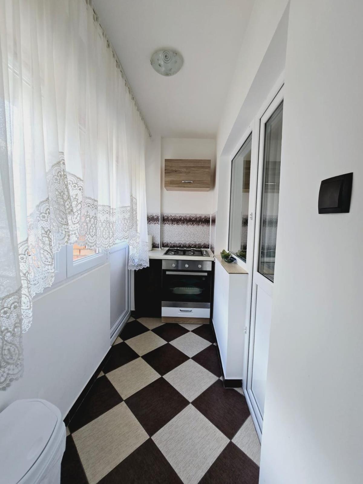 Apartament Sofy2 Baile Herculane Ngoại thất bức ảnh