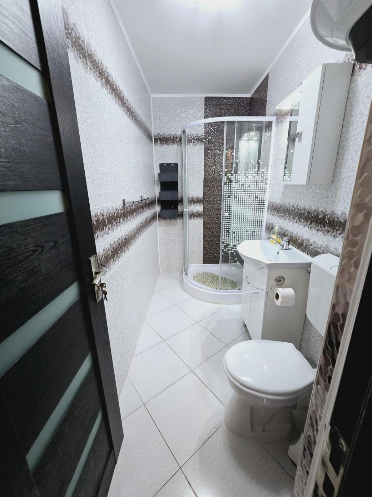 Apartament Sofy2 Baile Herculane Ngoại thất bức ảnh
